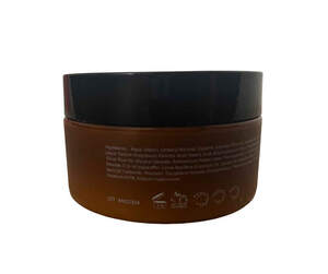 Image for mark UK00004347541_1of1_case_2of6 gents Body Butter for Men